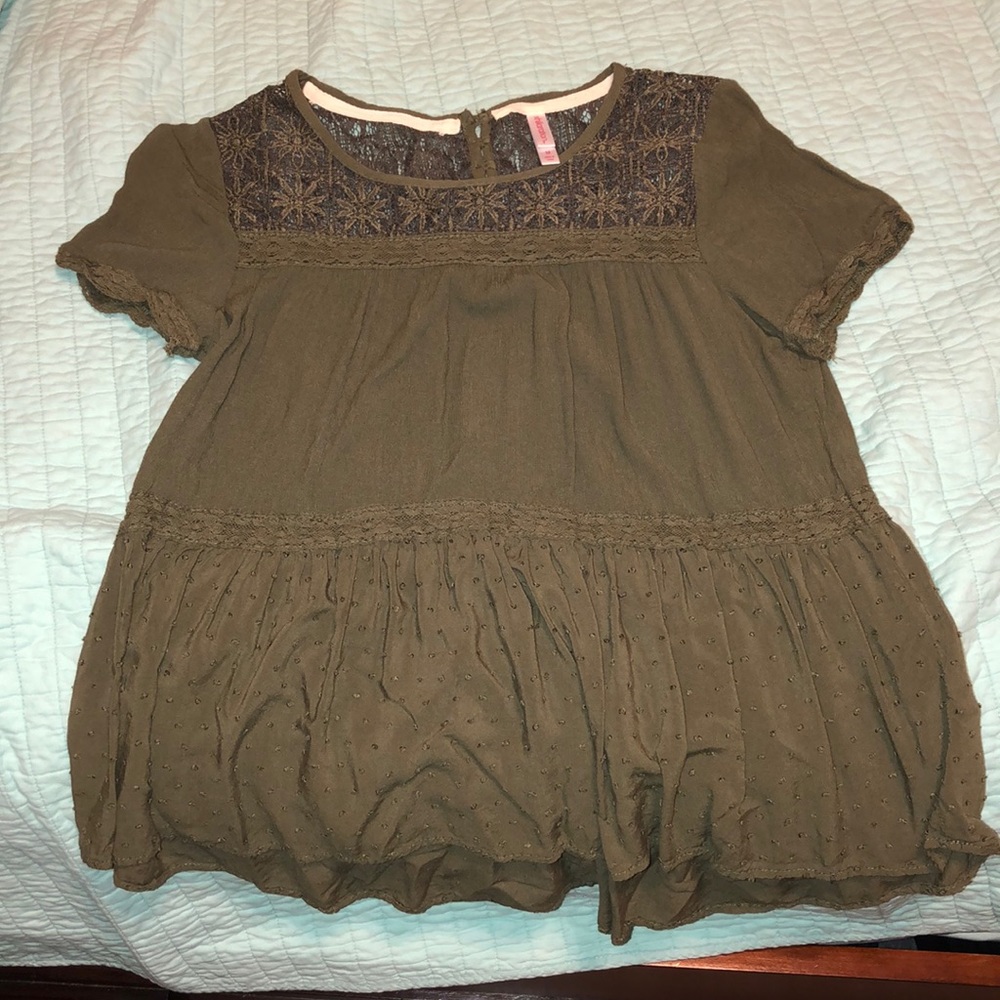Xhilaration dark green, shirt sleeve shirt
